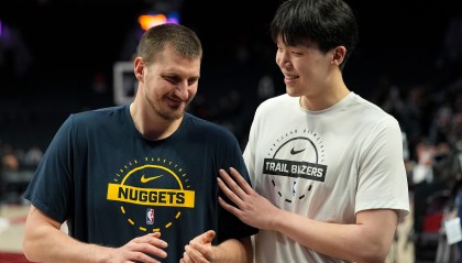 开云-麦迪：杨瀚森的打法让我想到约基奇 球商让他注定有长期竞争力